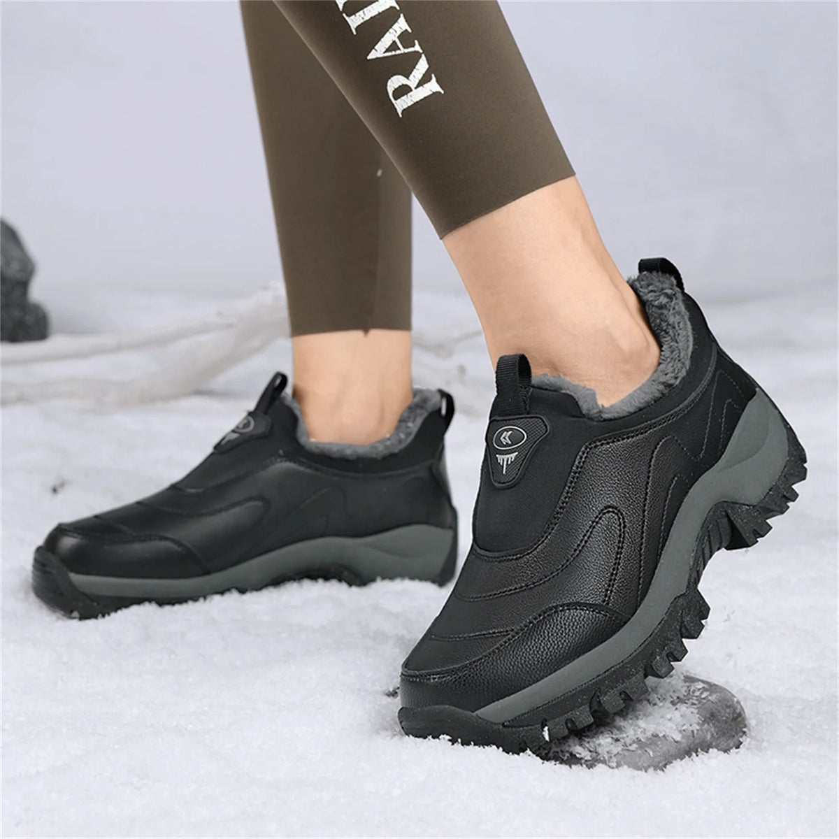 HAOSHIDUO Snow Shoes for Women Men Comfortable Warm Non-slip Durable Walking Shoes