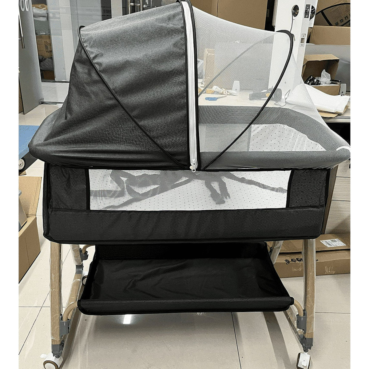 Baby Bassinet, Novashion Bedside Bassinet for Baby, 4 in 1 Portable Bedside Sleeper Rocking Crib with Wheels, Mosquito Net & Storage Basket, 6 Height Adjustable, Grey