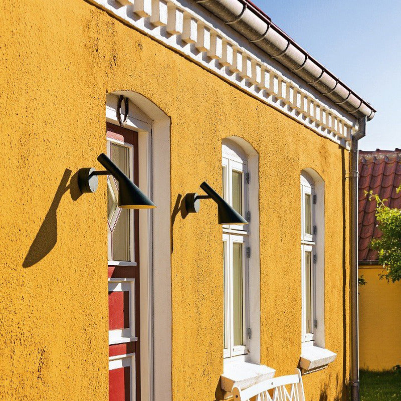 AJ 50 Outdoor Wall Light