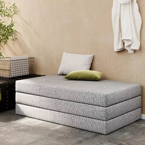 Vipbear three-fold memory foam mattress, 3/4-inch single-fold mattress, foldable and washable bedspread, travel and guest pad, grey